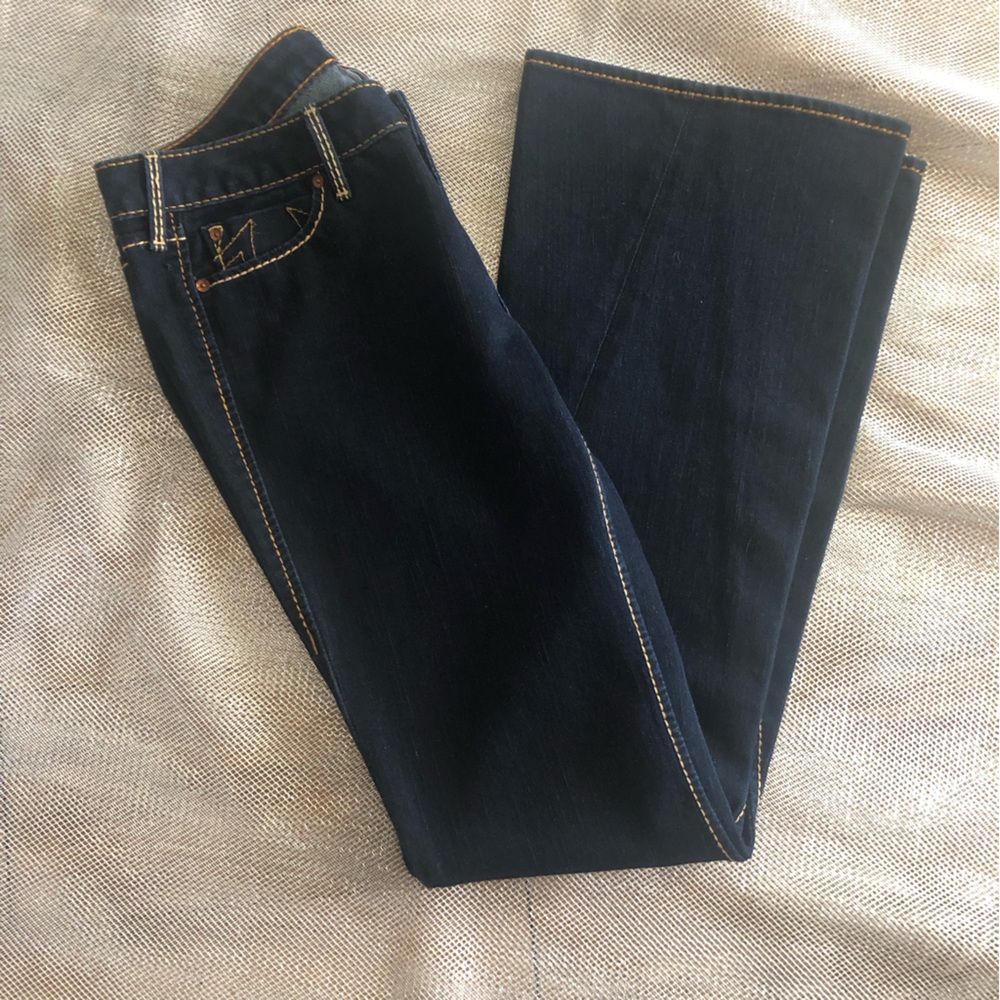 True Religion Low Rise Flare Jeans with Gold Stitching size 31 - Free Shipping